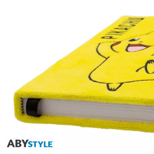 Pokémon - prémium A5 jegyzetfüzet "Plüss Pikachu"